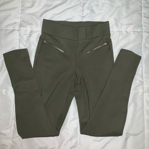 NWOT Green trousers with zippers